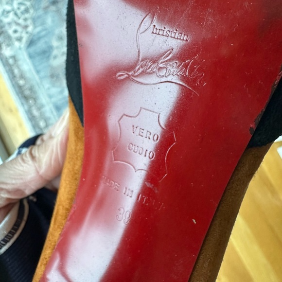 Christian Louboutin Black and Brown Heels with Gold Accents 39 - Picture 10 of 12